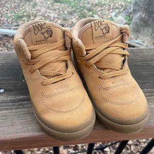 Vans Half Cab- Like New!